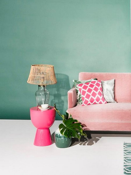 Wall paint in the living room: New trends, ideas and tips